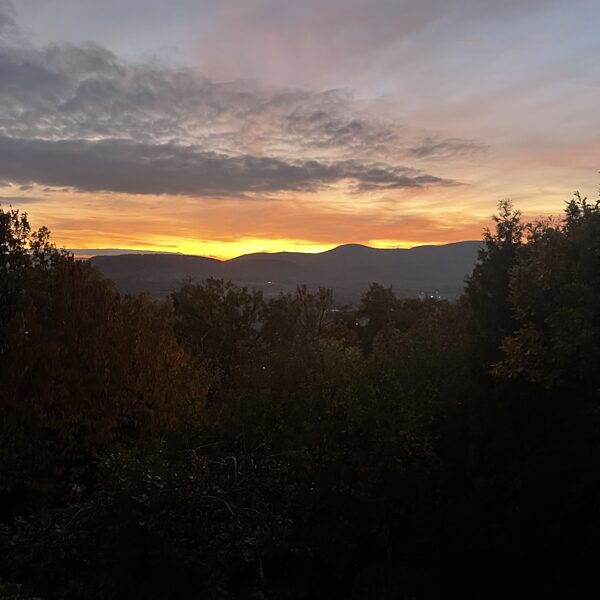 Naplemente a házból