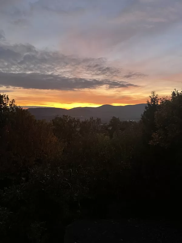 Naplemente a házból