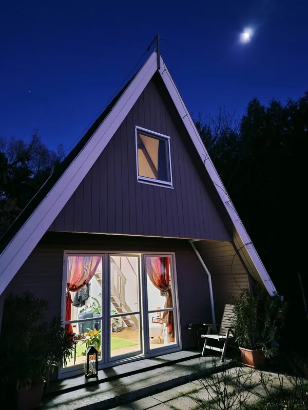 Chillak by night